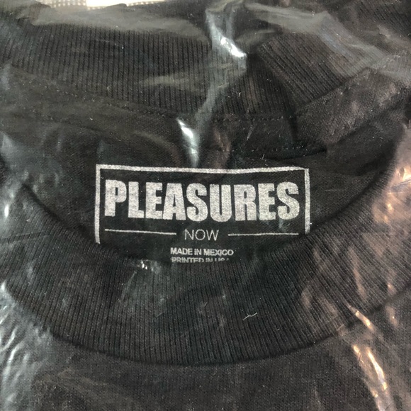 Pleasures Now A Girl Is A Gun Long Sleeves Black - Picture 4 of 4